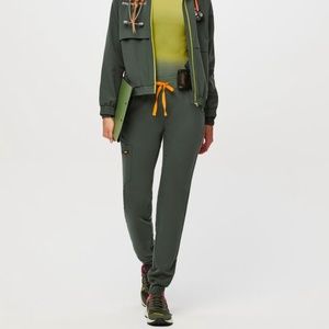 FIGS Zamora Jogger Scrub Bottoms
